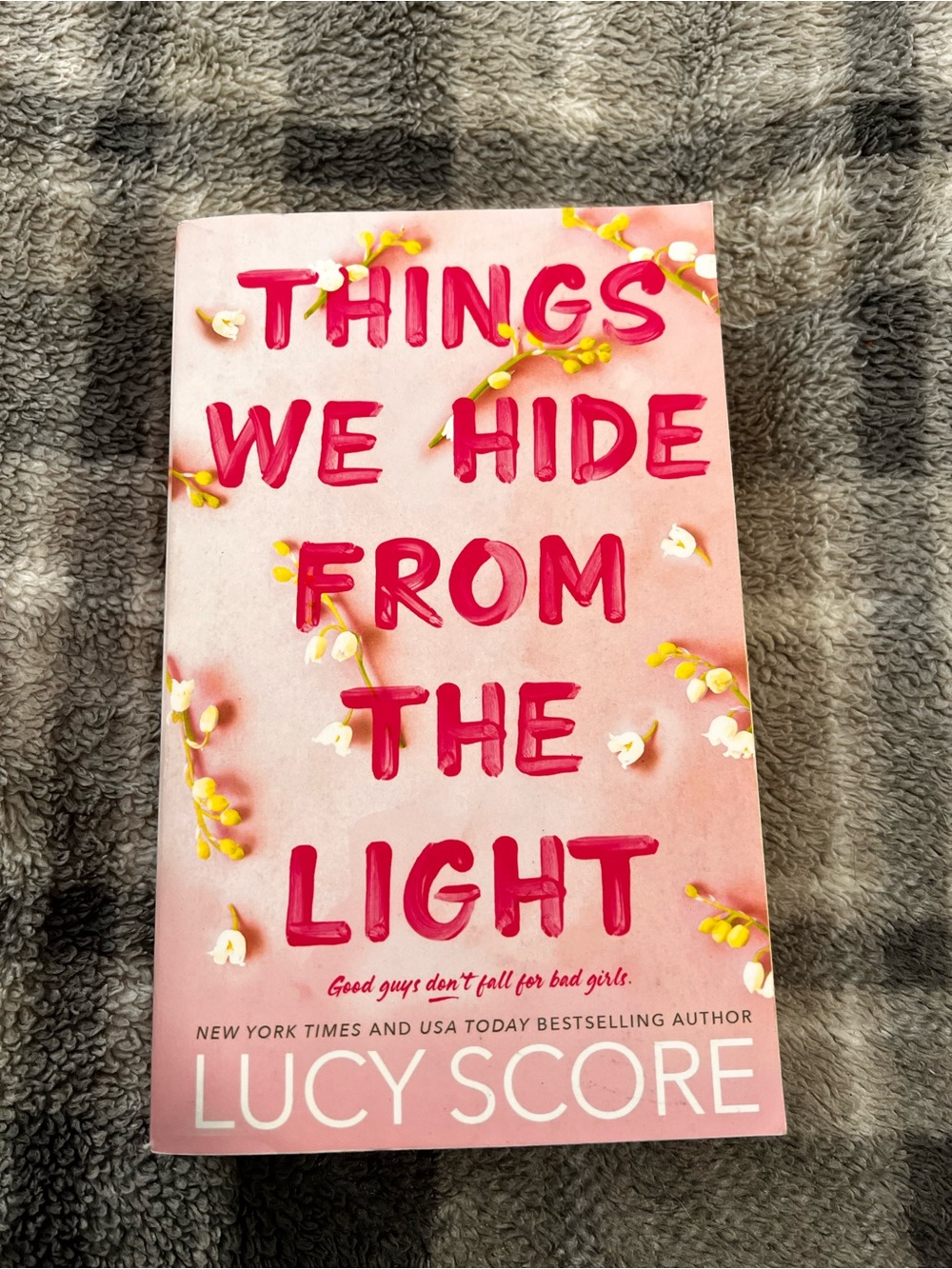 Things We Hide From The Light — Lucy Score